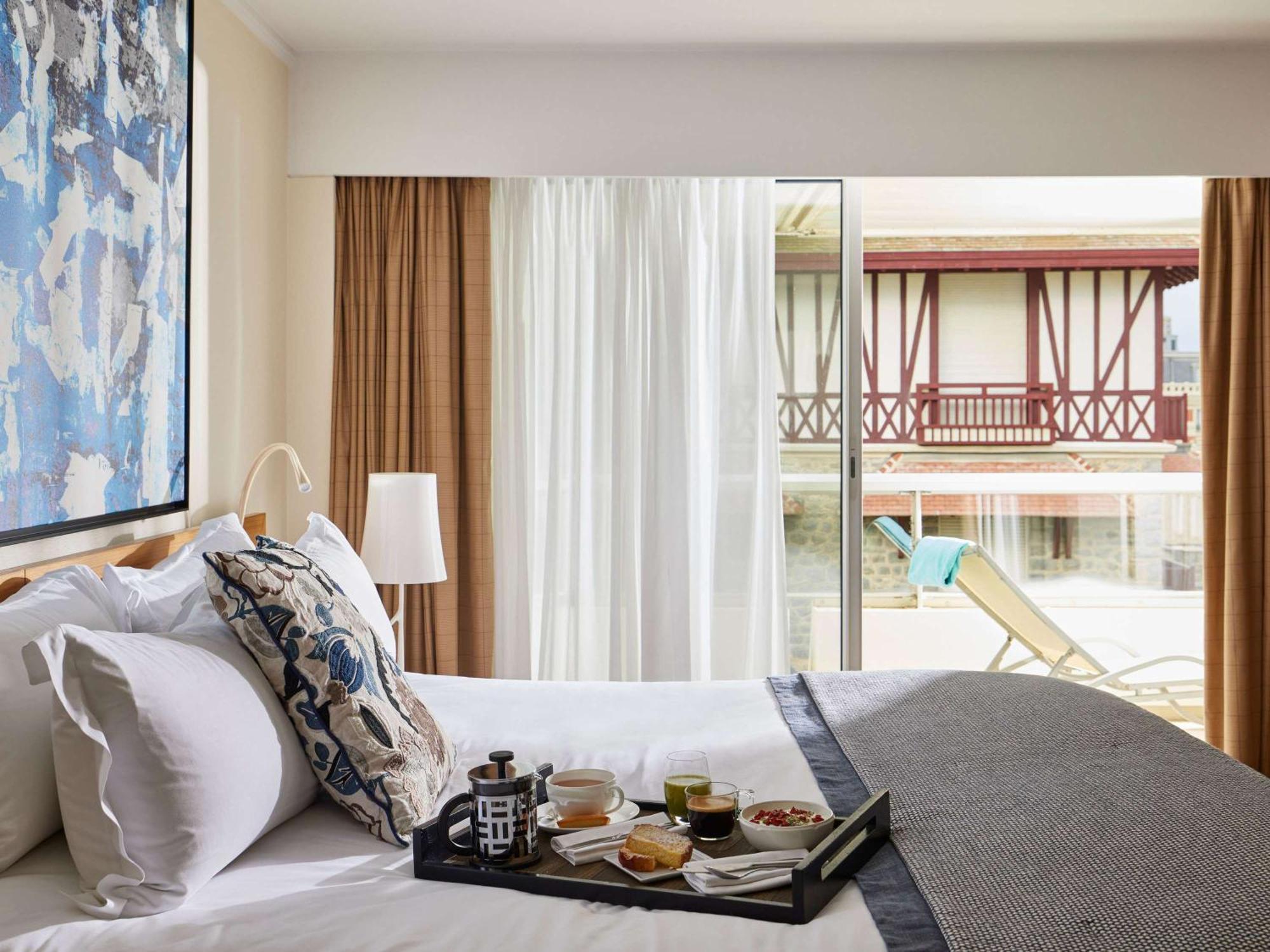 Sofitel Biarritz Le Miramar Thalassa Sea y Spa Exterior foto